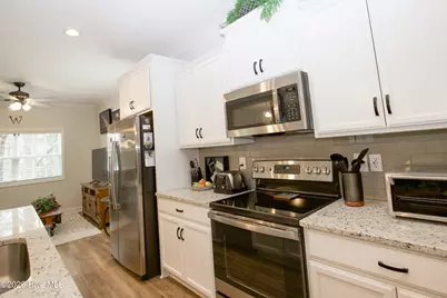 161 Devonshire Avenue W, West End, NC 27376 - Photo 17
