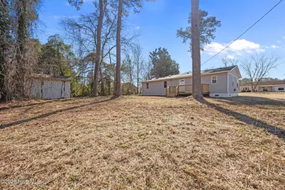21 East Drive, Jacksonville, NC 28546 - Photo 37