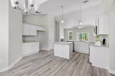 4060 Hunters Trail, Jacksonville, NC 28546 - Photo 9