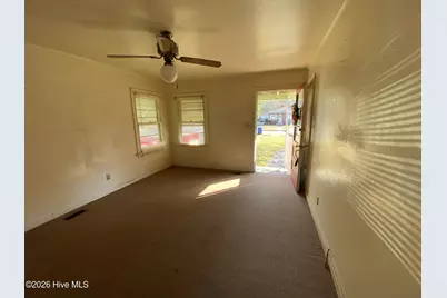 1007 W Washington Avenue, Kinston, NC 28501 - Photo 15