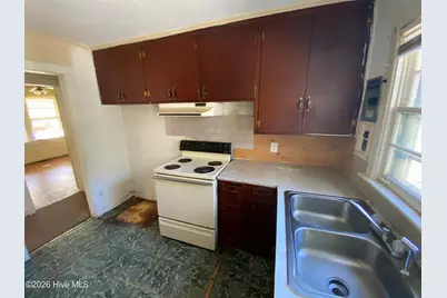 1007 W Washington Avenue, Kinston, NC 28501 - Photo 11