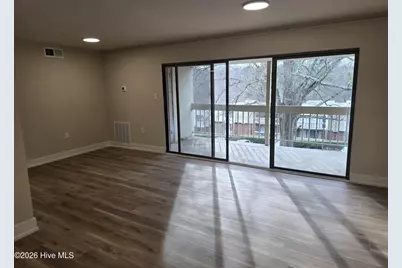 500 Umstead Drive #Unit 306, Chapel Hill, NC 27516 - Photo 9