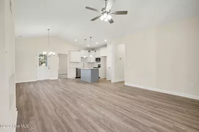 1711 Elizabeth Drive, Kinston, NC 28504 - Photo 7