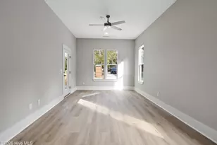4926 Oleander Dr, Wilmington, NC 28403 - Photo 9