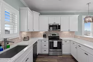 291 Topsail Rd, North Topsail Beach, NC 28460 - Photo 15