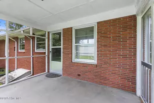 2402 Carey Rd, Kinston, NC 28504 - Photo 25