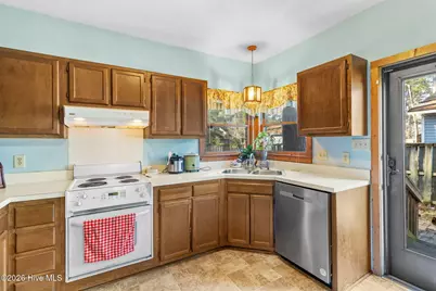 516 Tradewinds Drive, Fayetteville, NC 28314 - Photo 17