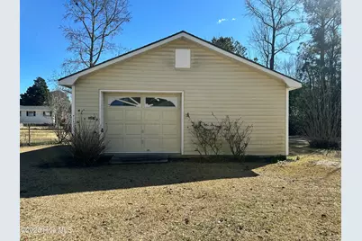 1030 Daniel Drive, Jacksonville, NC 28540 - Photo 17