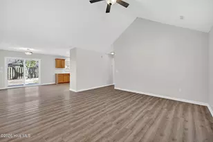 253 Haywood Ct, Leland, NC 28451 - Photo 7