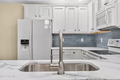 104 NE 40th Street, Oak Island, NC 28465 - Photo 21