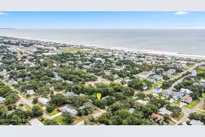 104 NE 40th Street, Oak Island, NC 28465 - Photo 3