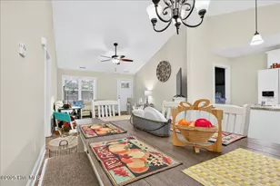 104 NE 40th St, Oak Island, NC 28465 - Photo 19