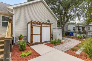 104 NE 40th St, Oak Island, NC 28465 - Photo 43