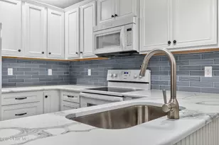 104 NE 40th St, Oak Island, NC 28465 - Photo 19