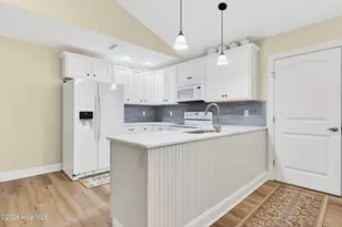104 NE 40th St, Oak Island, NC 28465 - Photo 23
