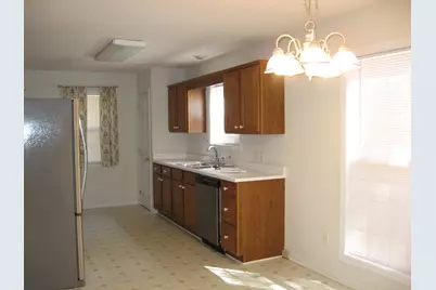 140 Lake View Drive E, Pinehurst, NC 28374 - Photo 3