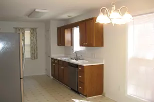 140 Lake View Dr E, Pinehurst, NC 28374 - Photo 3