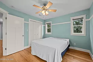 7118 Archers Creek Dr, Emerald Isle, NC 28594 - Photo 15
