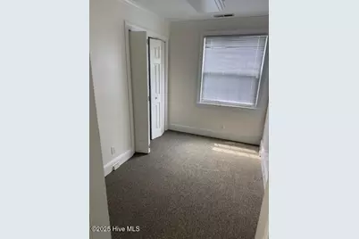 203 W Bayshore Boulevard, Jacksonville, NC 28540 - Photo 5