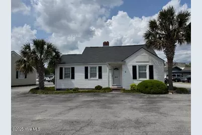 203 W Bayshore Boulevard, Jacksonville, NC 28540 - Photo 1