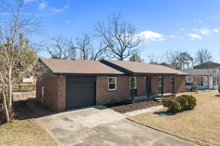 1414 Davis St, Jacksonville, NC 28540 - Photo 3