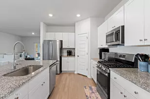 948 Bourne Dr SW, Ocean Isle Beach, NC 28469 - Photo 9