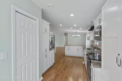 335 Laughing Gull Court SW, Shallotte, NC 28470 - Photo 9