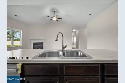 712 Quiet Meadow Drive, Jacksonville, NC 28546 - Photo 11