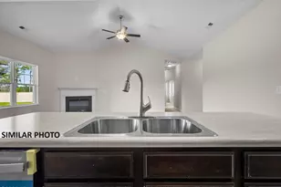 712 Quiet Mdw Dr, Jacksonville, NC 28546 - Photo 11
