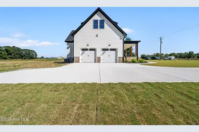 2560 Lassiter Road, Four Oaks, NC 27524 - Photo 5
