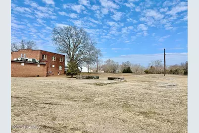 204 E Railroad Street, Laurinburg, NC 28352 - Photo 7