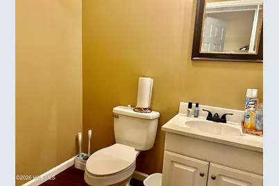 204 E Railroad Street, Laurinburg, NC 28352 - Photo 15
