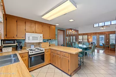 27 Scotland Street, Ocean Isle Beach, NC 28469 - Photo 9