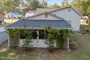 607 W Main St, Williamston, NC 27892 - Photo 37
