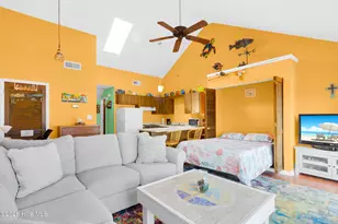 9201 Coast Guard Rd, Emerald Isle, NC 28594 - Photo 3