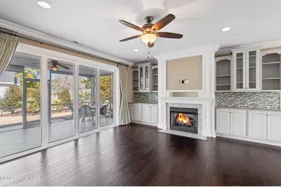 949 Forest Pointe Drive, Sunset Beach, NC 28468 - Photo 15
