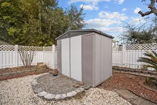 165 NE 5th St, Oak Island, NC 28465 - Photo 37