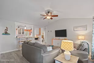 165 NE 5th St, Oak Island, NC 28465 - Photo 9