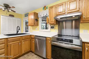 104 Elm Ct, Pine Knoll Shores, NC 28512 - Photo 13