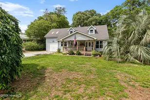 104 Elm Ct, Pine Knoll Shores, NC 28512 - Photo 51