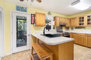 104 Elm Ct, Pine Knoll Shores, NC 28512 - Photo 5