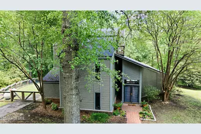 127 Hampton Drive, Washington, NC 27889 - Photo 1