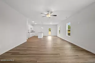 222 Seaford Ln, Aberdeen, NC 28315 - Photo 3