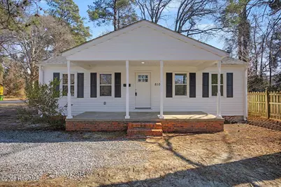 810 N Lee Street, Whiteville, NC 28472 - Photo 1