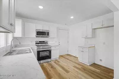 810 N Lee Street, Whiteville, NC 28472 - Photo 13