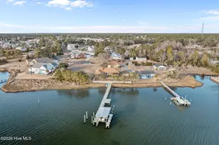 200 Pelican Dr, Newport, NC 28570 - Photo 3