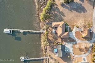 200 Pelican Dr, Newport, NC 28570 - Photo 11