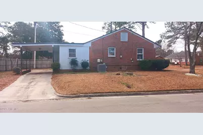 322 Jefferson Street W, Wilson, NC 27893 - Photo 9
