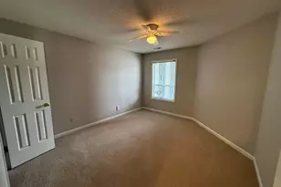 107 Breezewood Dr, Greenville, NC 27858 - Photo 5
