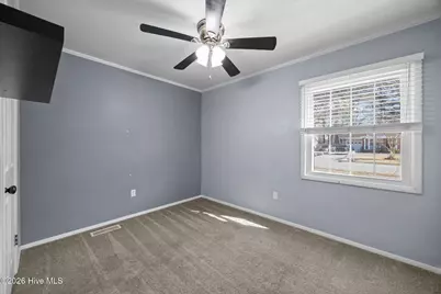 323 Cardinal Road, Jacksonville, NC 28546 - Photo 17